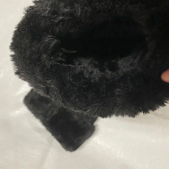 7M Witty Black suede and plush faux fur boots - Picture 3 of 5